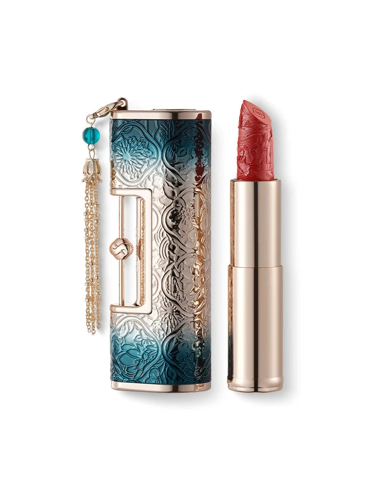 Blooming Rouge Love Lock Lipstick