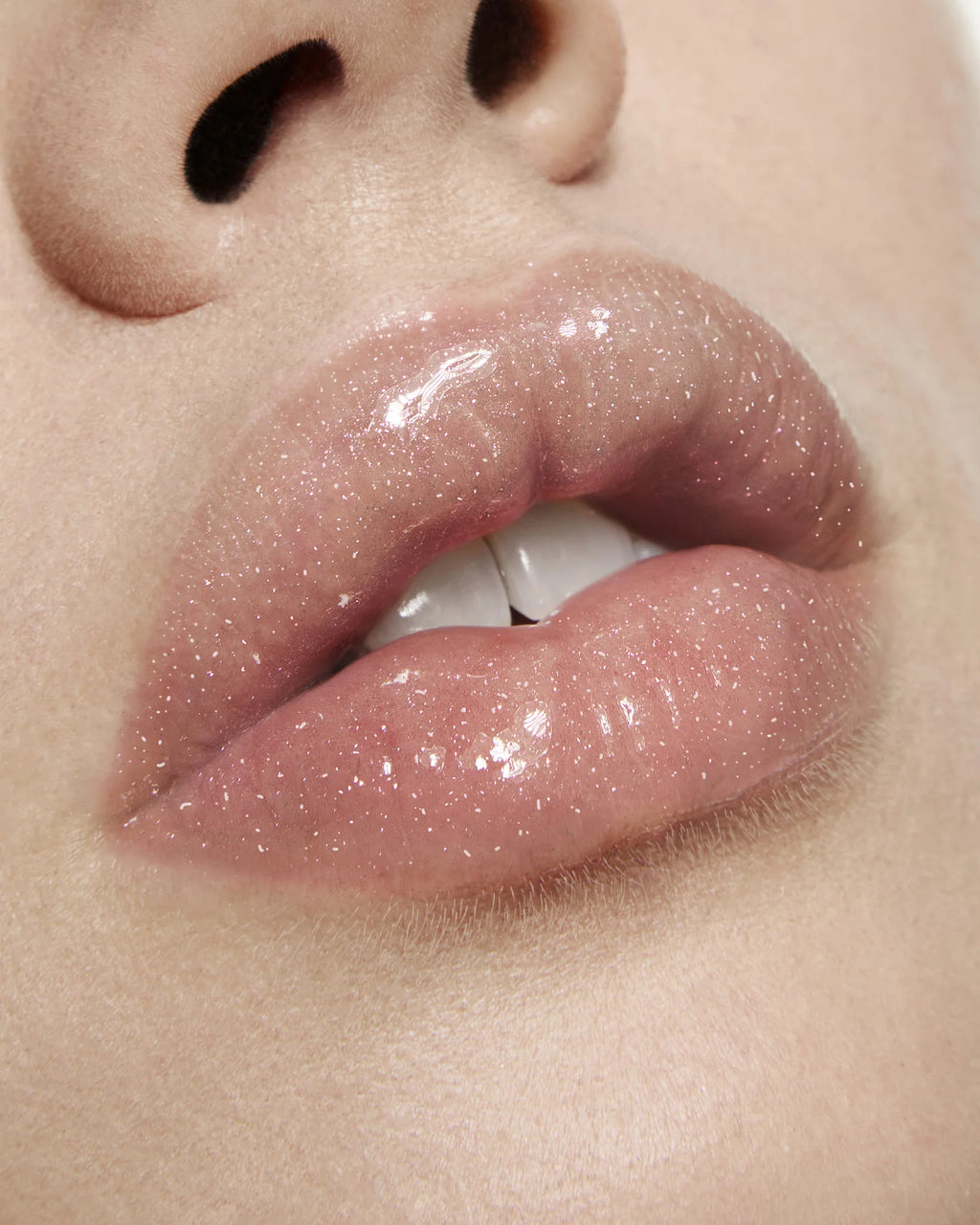 LIPLACQ - Maximizing Lip Serum