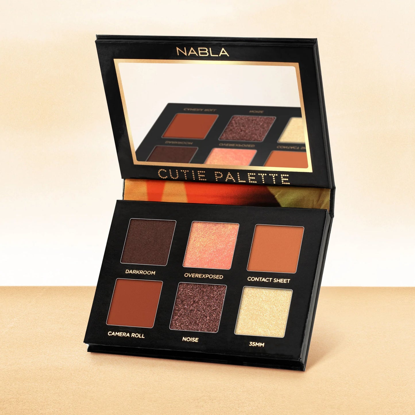 CUTIE PALETTE ANALOGUE Eyeshadow Palette