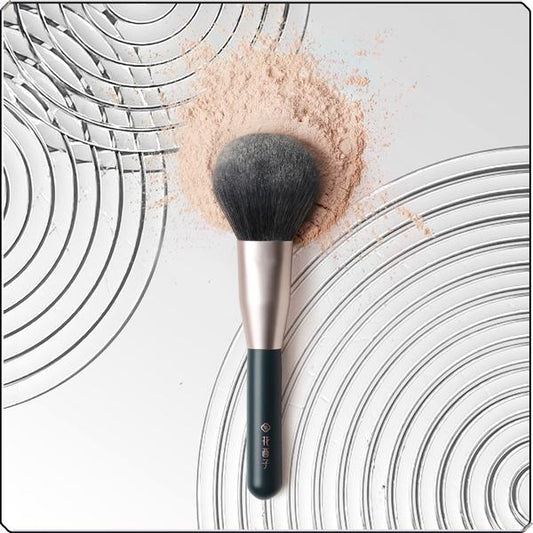 Soft Blooming Powder Brush